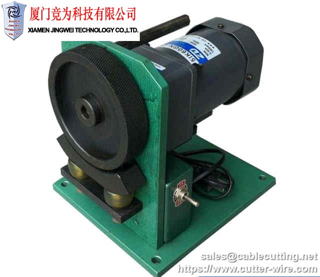 Half stripping wire twisting machine WPM3T