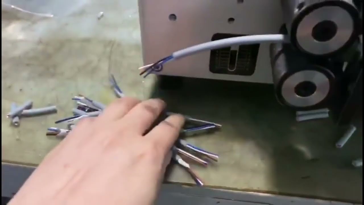 Automatic Wire Cutting and Stripping Machine for 1-999999mm Length