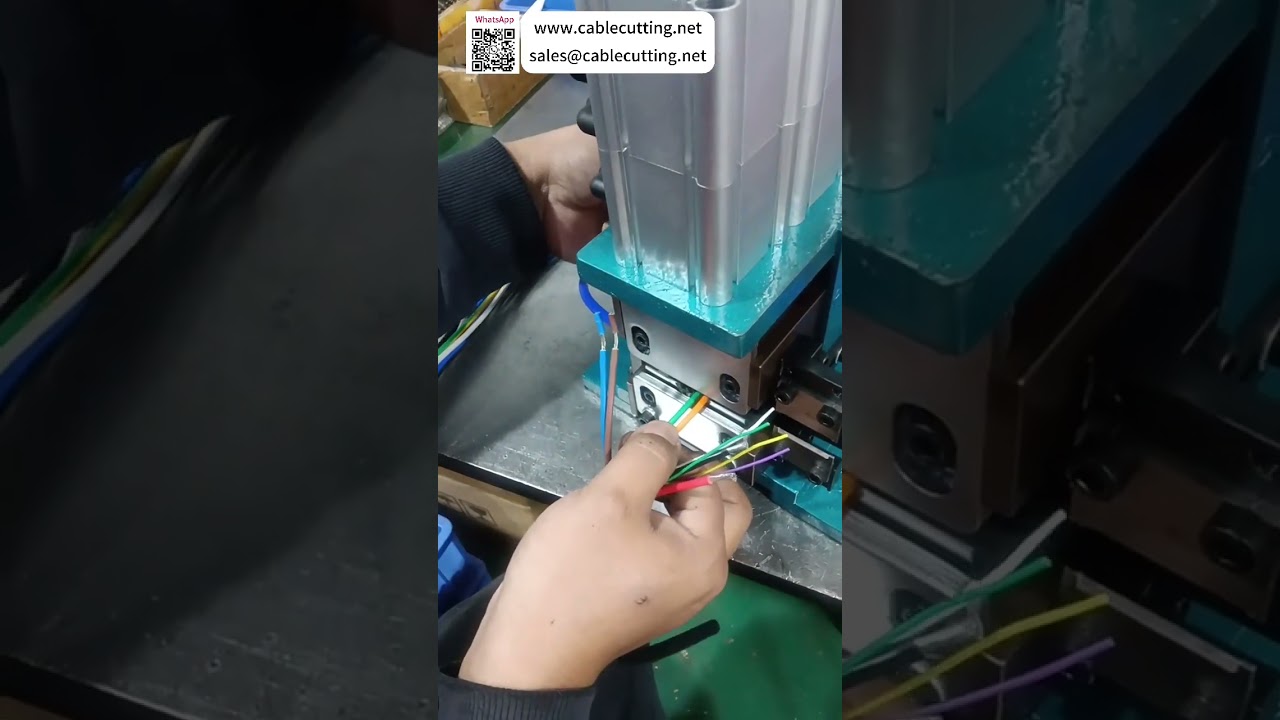 Model 4F Wire Stripping Machine With Side Cutter For Various Core Sheaths and 30mm Cutting - Shorts