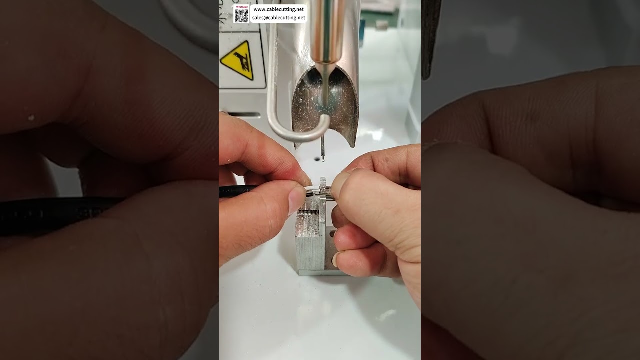 半自動焊接機 解決DC母座高低落差焊接難題