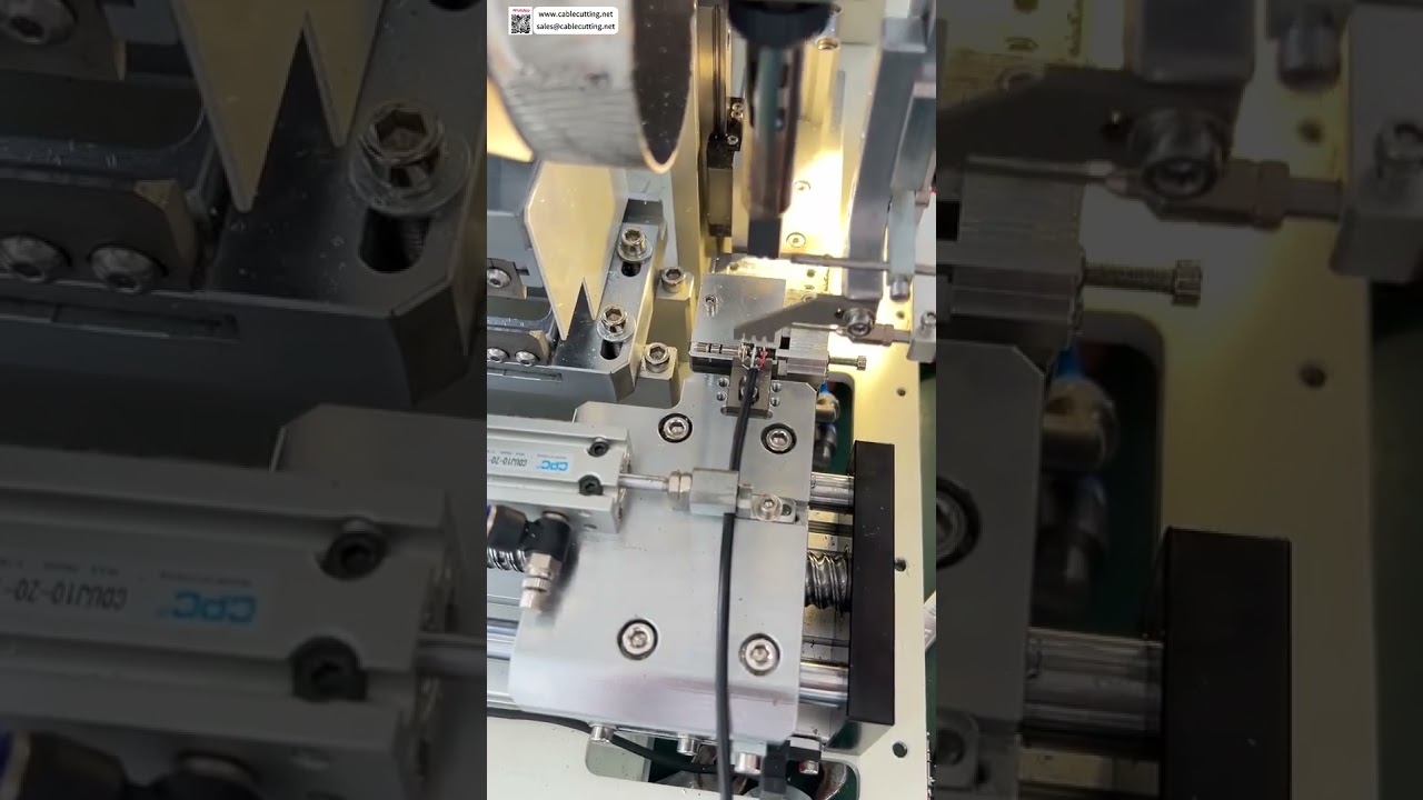 全自動剝線焊接機｜3.5mm三芯連接器精密加工焊接