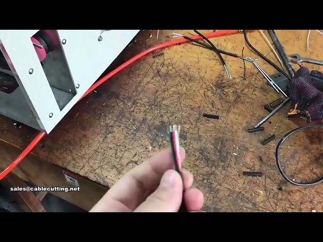 自動多芯電纜切割剝線機｜高效加工設備