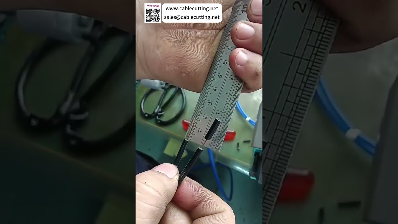Double Wire Splitting 60mm Cutting and 15mm Half Stripping Machine For Flat Cable Processing - Shorts