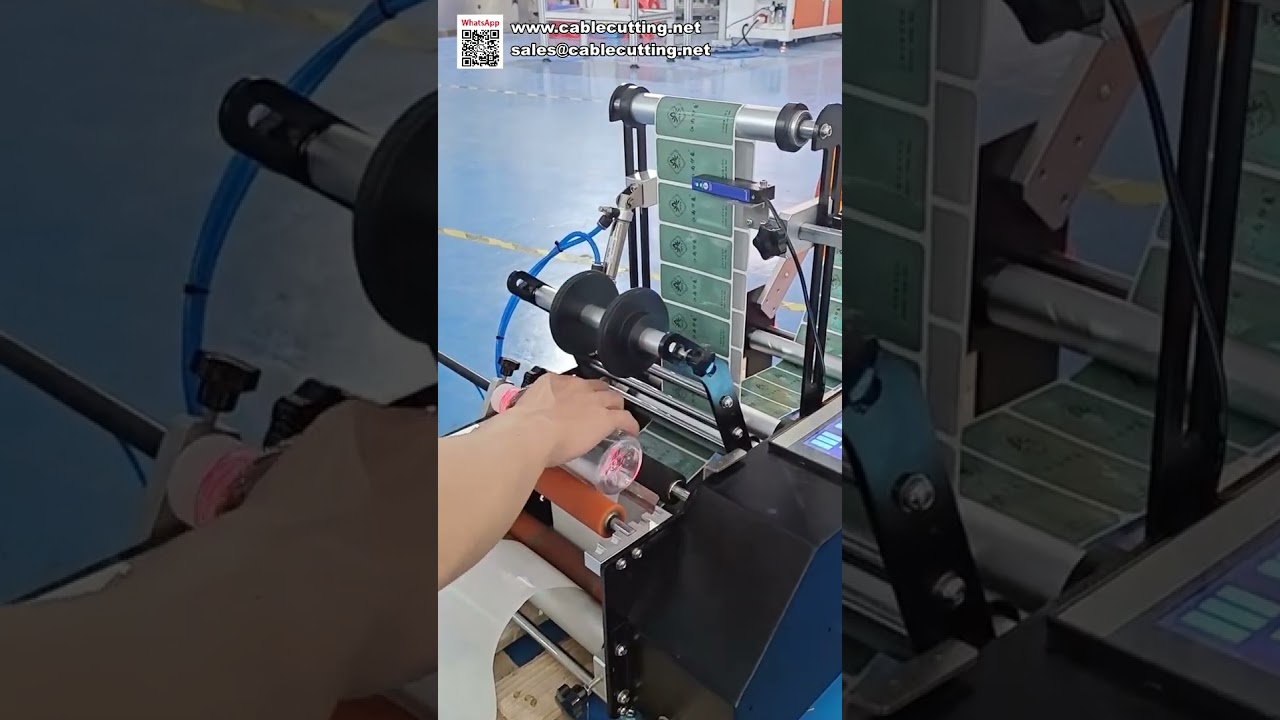 Custom Water Bottle Labeling Machine High Speed Round Bottle Sticker Applicator for Summer