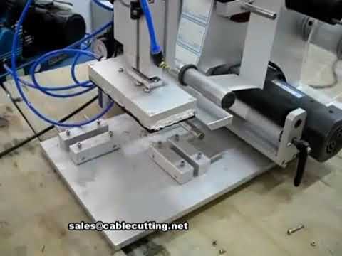 Semi-Automatic Flat Carton Labeling Machine