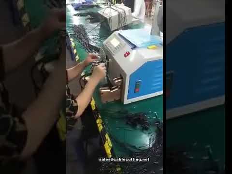 イヤホンケーブル自動巻き取り・結束機 | ツイストタイ対応