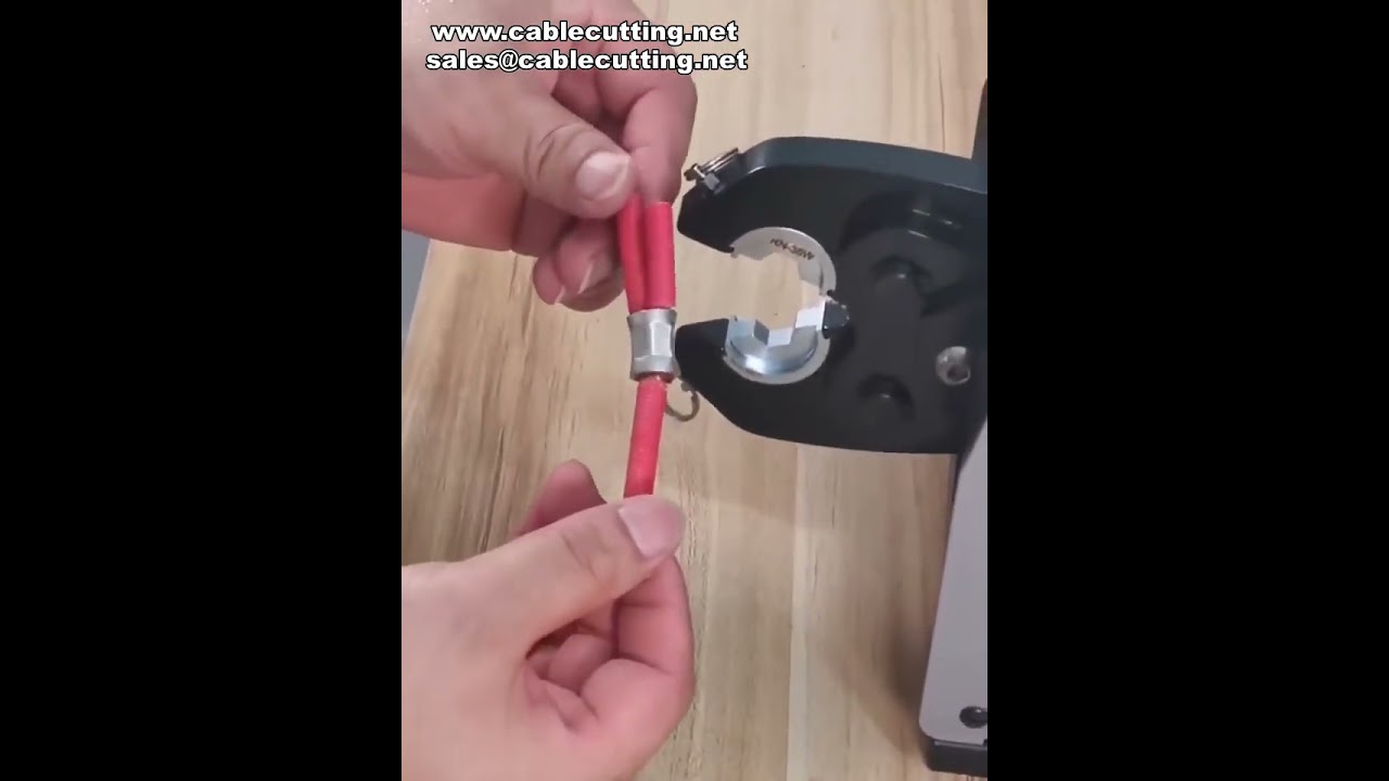 Versatile Crimping Machine for Various Copper Lugs and Crimp Shapes