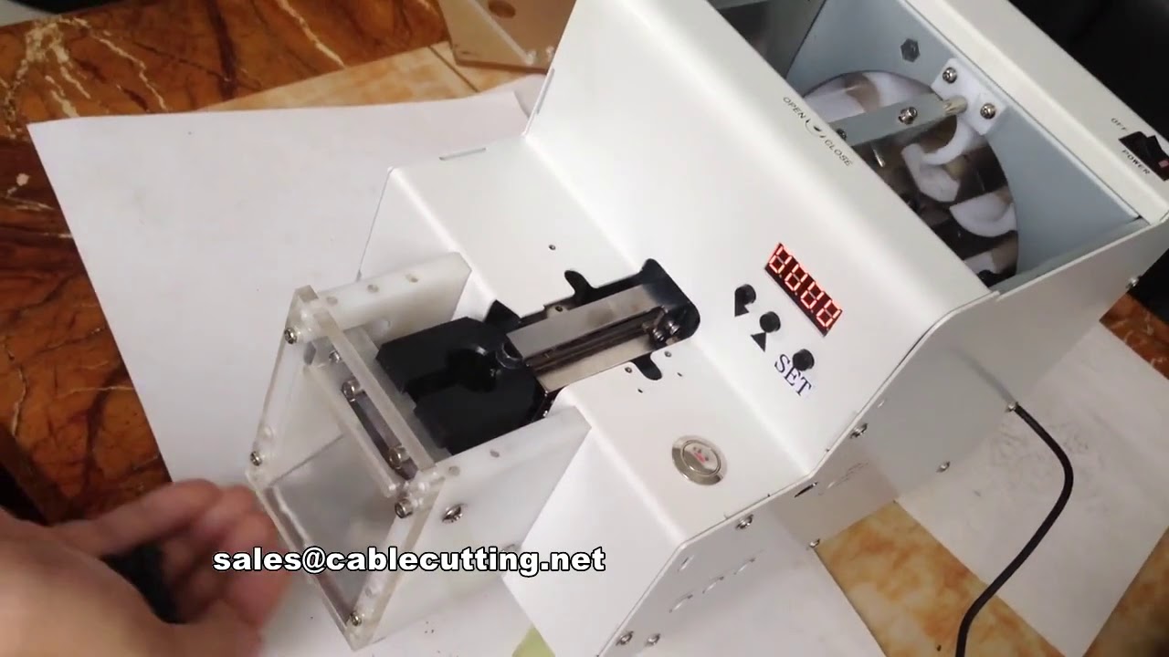 Automatic Screw Feeder Machine with Conveyor and Arrangement System