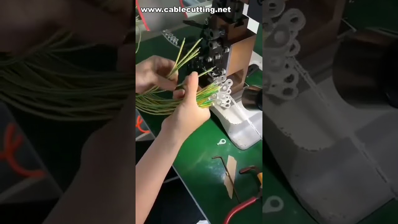 Continuous Wire Terminal Crimping Machine for Power Supply Plum Non-Slip Connectors